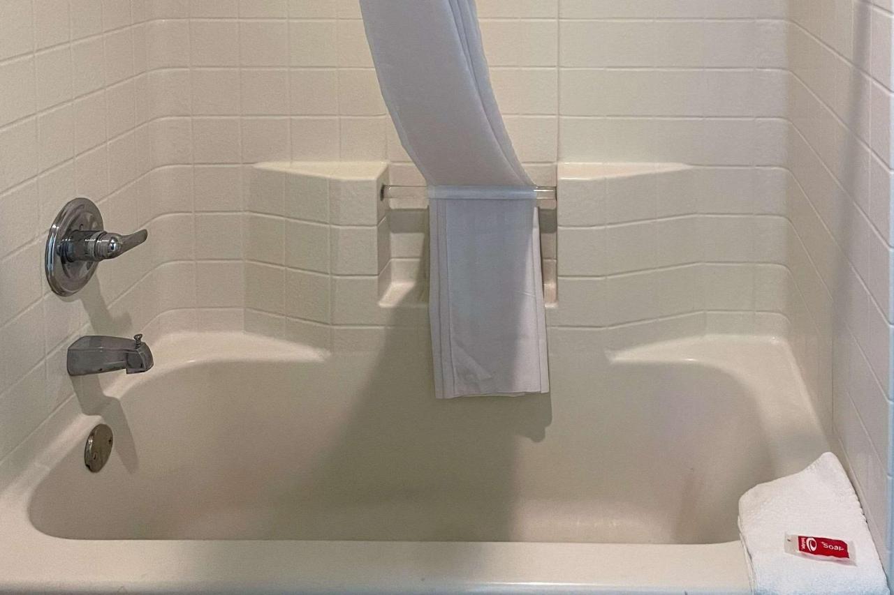 Econo Lodge Inn & Suites Sweetwater I-20 Buitenkant foto